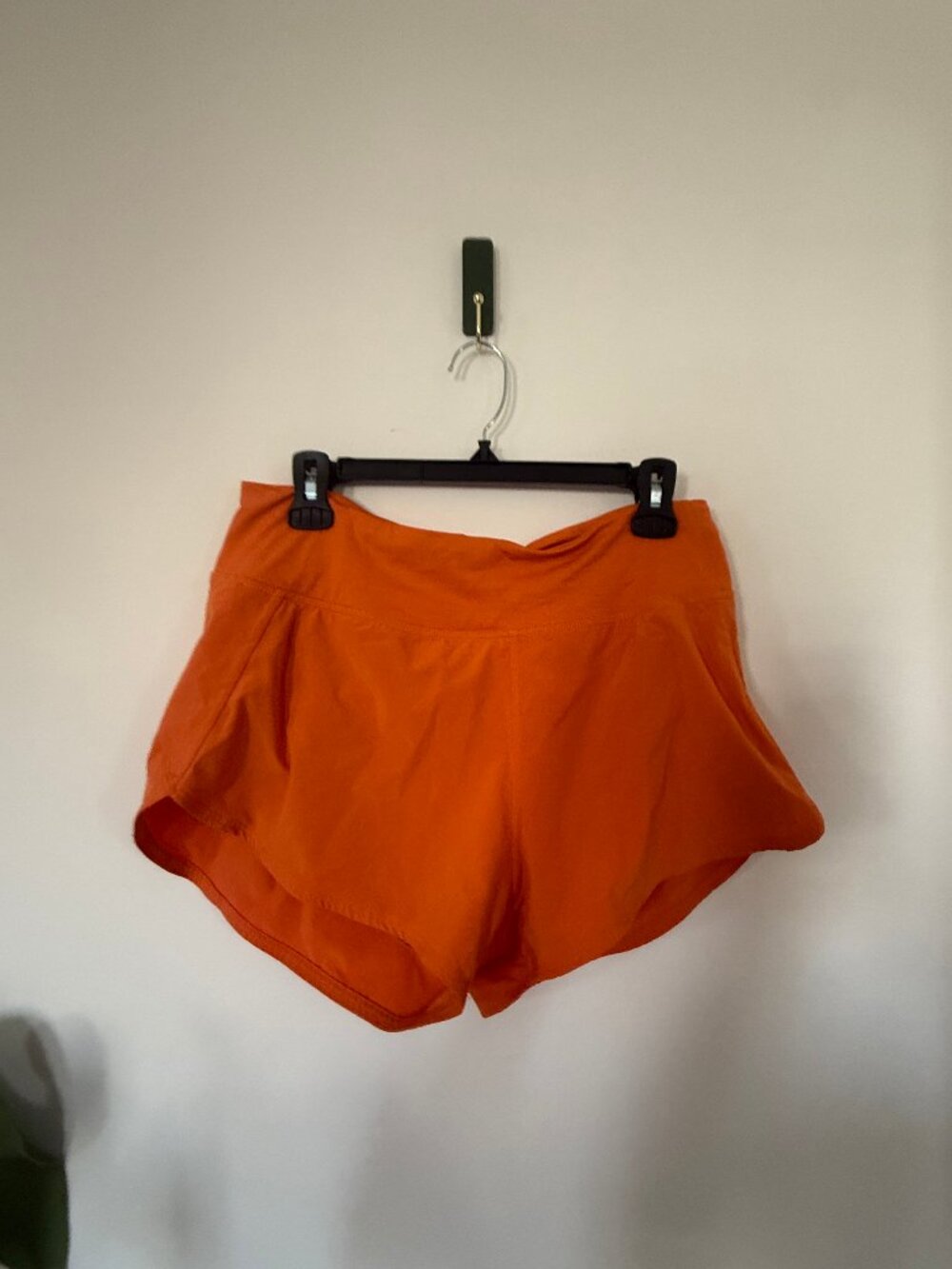 Outdoor Voices Athletic Shorts Orange Size L